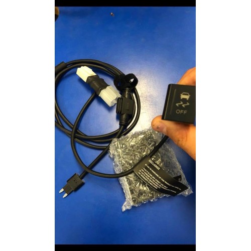 Crispmods : VW Amarok v6  Traction Control Cancellation Module